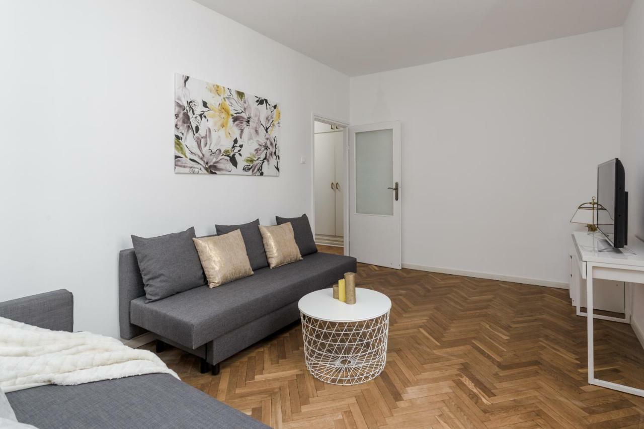 Chill Apartments Brzozowa Old Town Varsó Kültér fotó